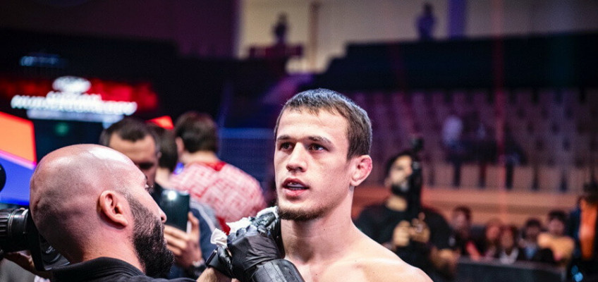 Усман Нурмагомедов успешно дебютировал в Bellator