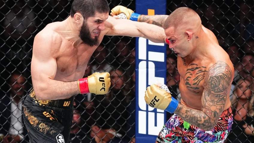 Порье и Махачев спорят, кто больше весил