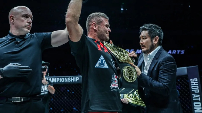 Малыхин рассказал, когда может уйти в UFC