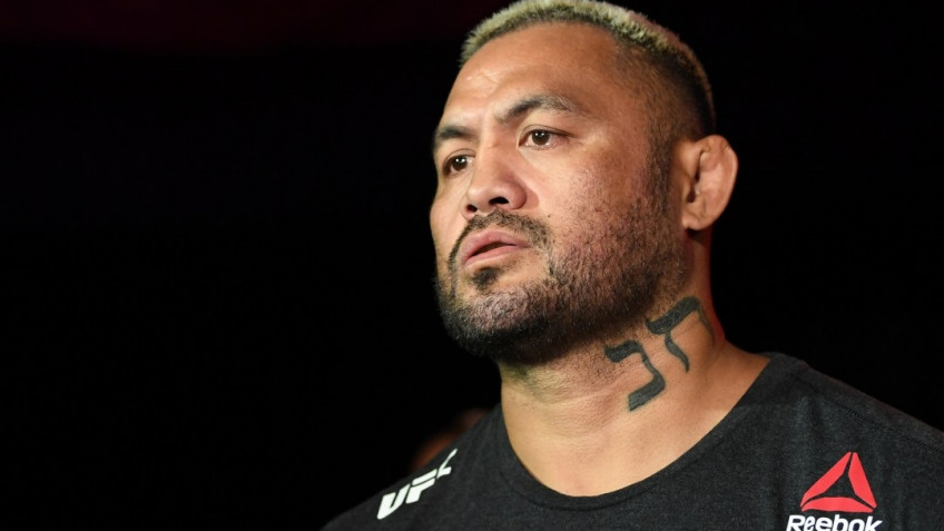 Марк Хант прокомментировал обвинения в домашнем насилии