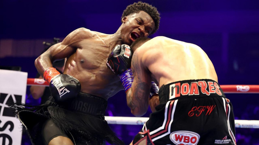 Абдулла Мейсон победил Сэма Ноукса и завоевал титул WBO