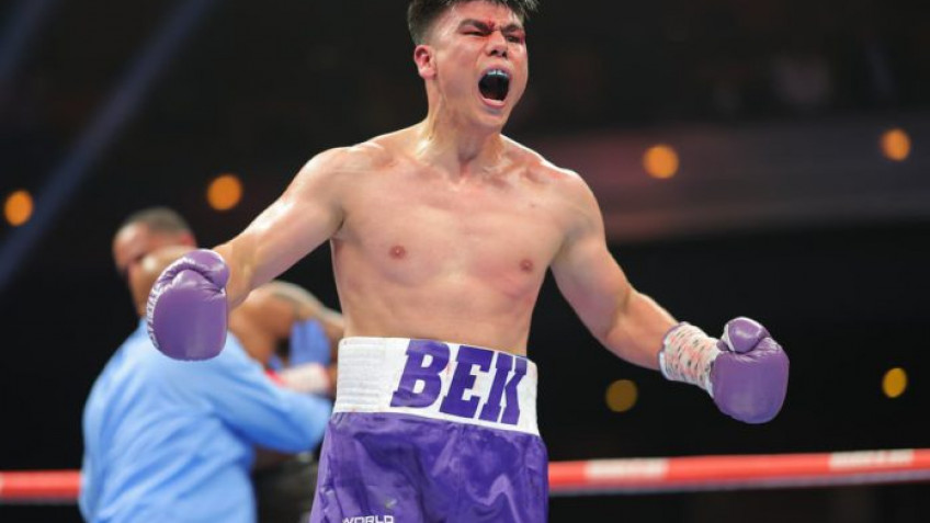 Хитчинс, Расселл и Меликузиев выйдут на ринг 21 февраля