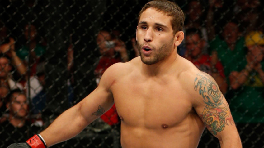 Чед Мендес: Вы не должны прикасаться к чужому поясу