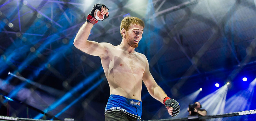 Россиянин Мухамед Берхамов подписал контракт с Bellator