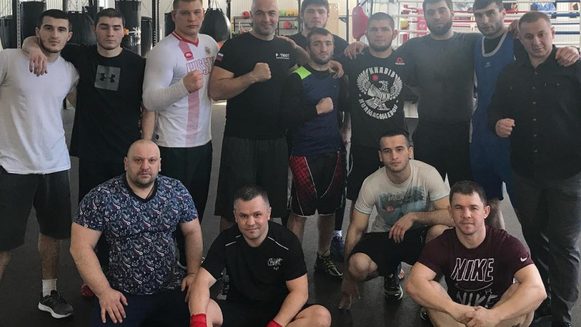 Нурмагомедов провел тренировку в Центре прогресса бокса