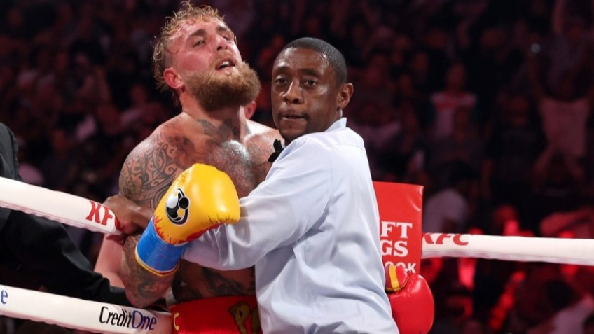 Джейк Пол уверен, что выиграл два раунда и потряс Джошуа