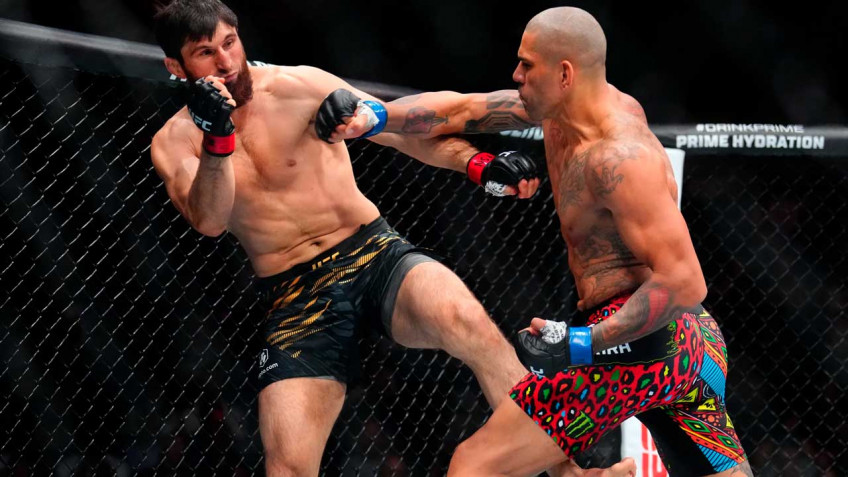 Камару Усман: С интересом посмотрел бы третий бой Анкалаева и Перейры