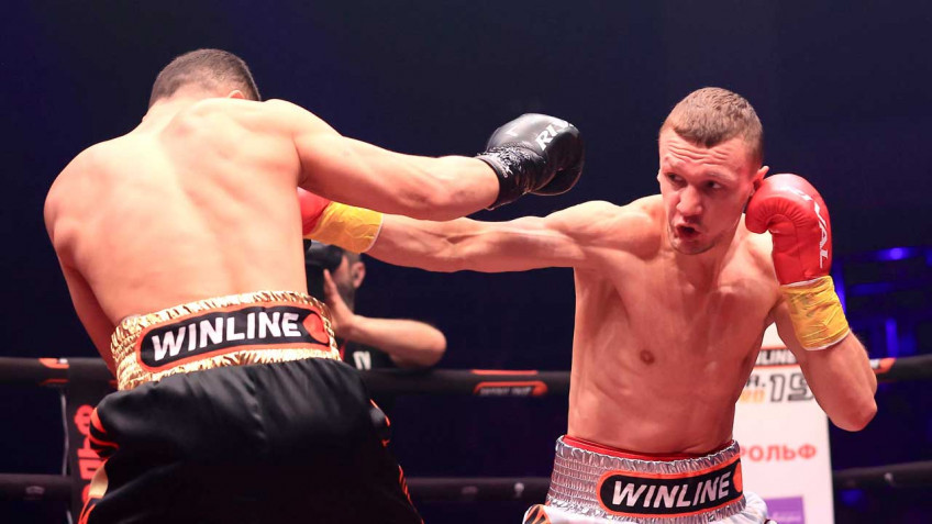 IBA.Pro 15: Илья Попов победил Нуртаса Ажбенова