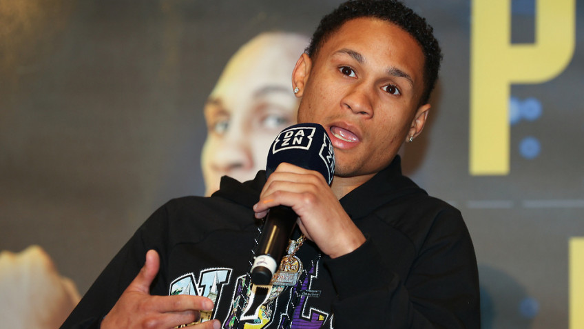 Реджис Прогрейс встретится с Хуаном Эральдесом 24 октября