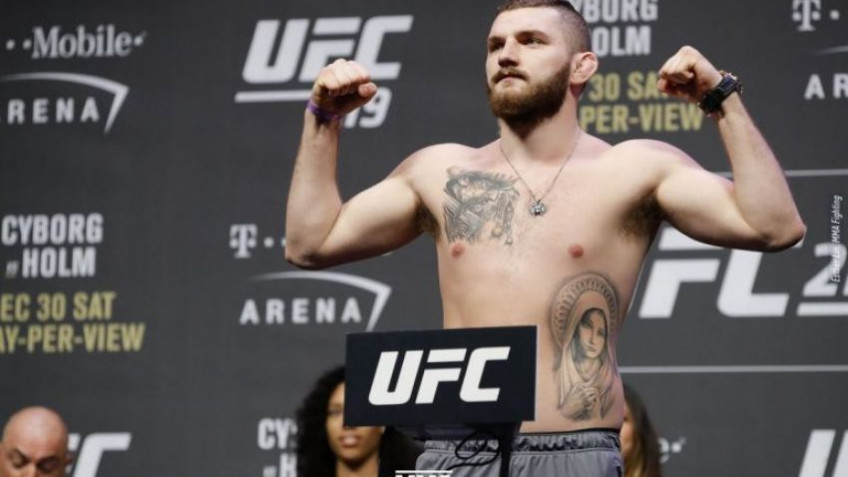 Михал Олексийчук бросил вызов Юрайе Холлу