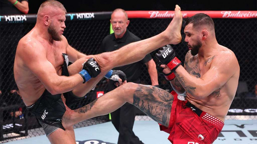 UFC Белград: Александр Ракич победил Марчина Тыбуру