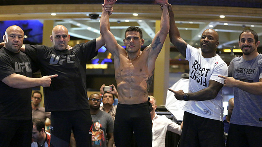 Видео открытых тренировок бойцов UFC Fight Night 90 и TUF Finale