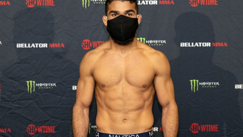 Результаты взвешивания участников турнира Bellator 255