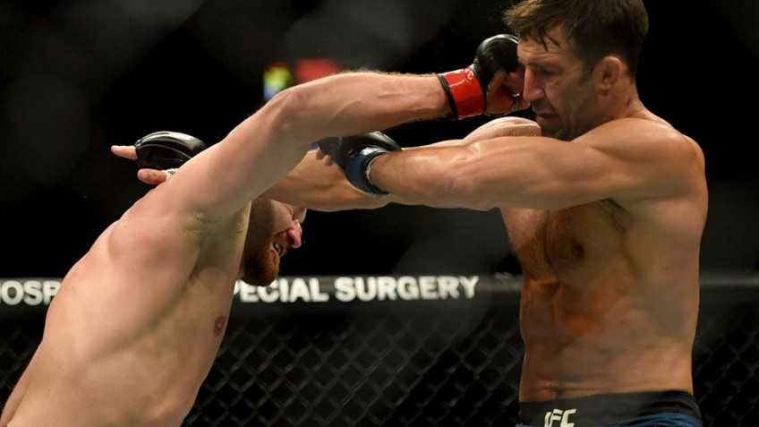 Блахович нокаутировал Рокхолда