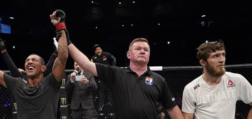Саид Нурмагомедов потерпел первое поражение в UFC
