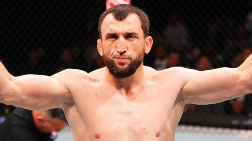 Муслим Салихов хочет боя со Стивеном Томпсоном