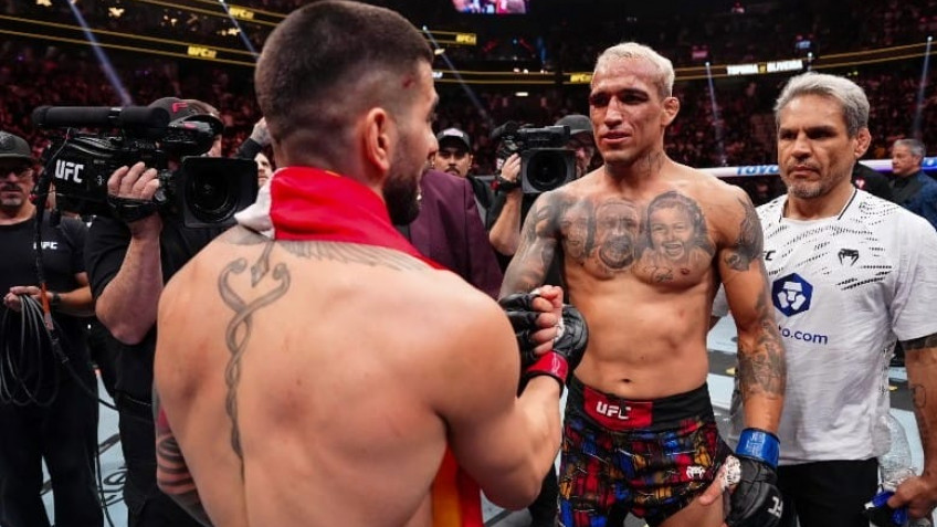 Чарльз Оливейра о поражении от Илии Топурии: Я просто стоял и не делал ничего, что отрабатывал на тренировках