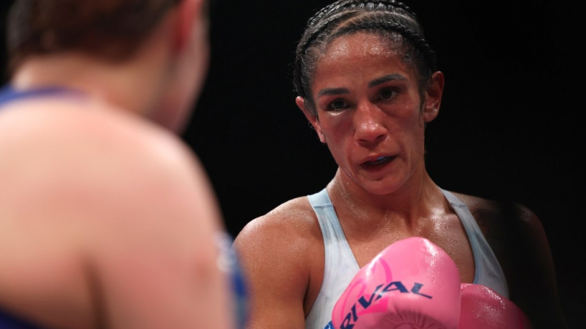 Аманда Серрано защитила титулы в Пуэрто-Рико