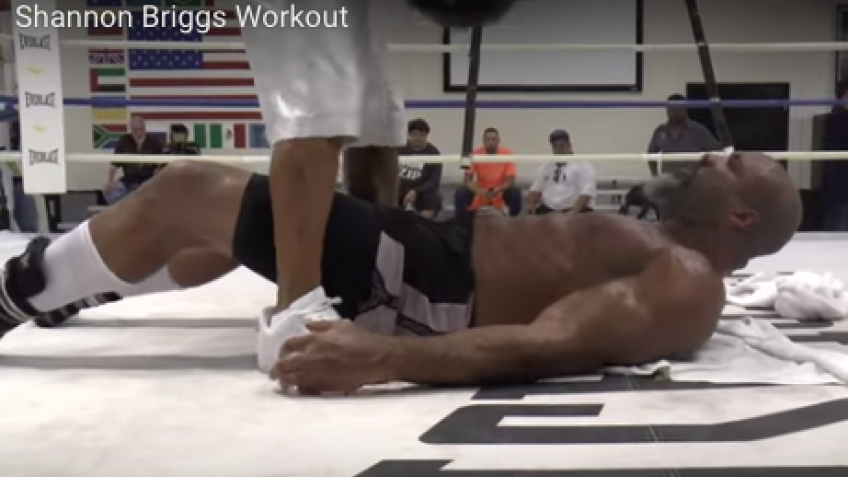 Видео: Тренировка Шеннона Бриггса