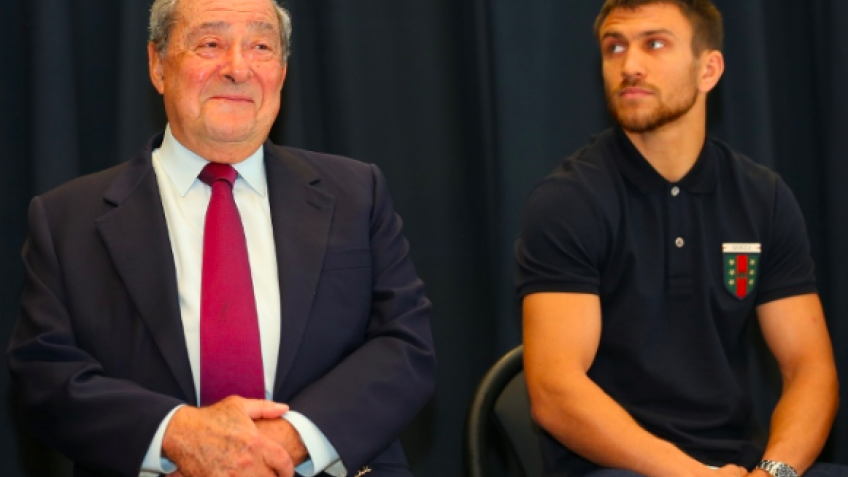 Арум назвал возможных соперников Ломаченко на бой в декабре