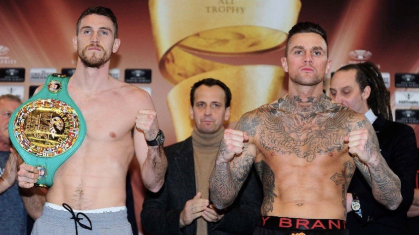 Кадр дня: Cмит и Хольцкен прошли взвешивание