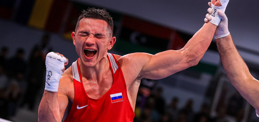 Один российский боксер вышел в 1/8 чемпионата мира