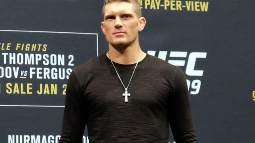 Стивен Томпсон: Дос Аньос не сможет победить Вудли