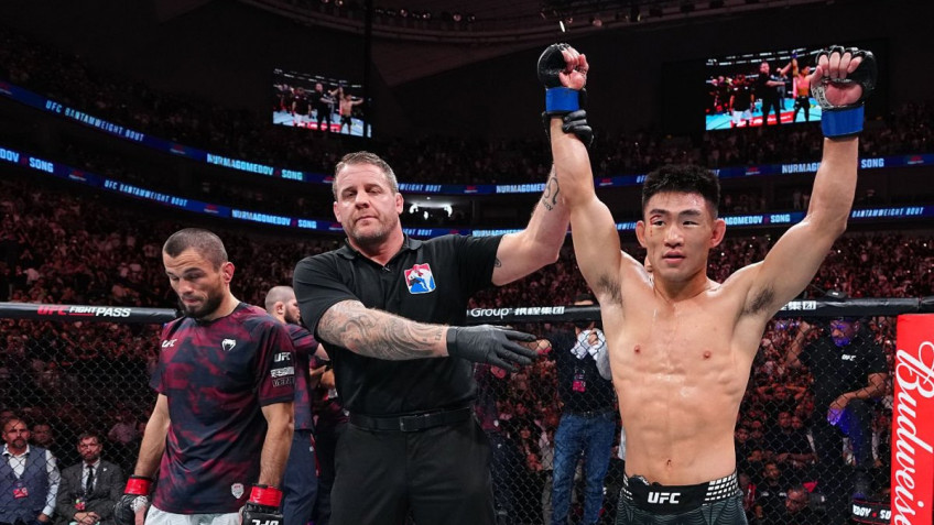 Умар Нурмагомедов потерял три позиции в рейтинге UFC