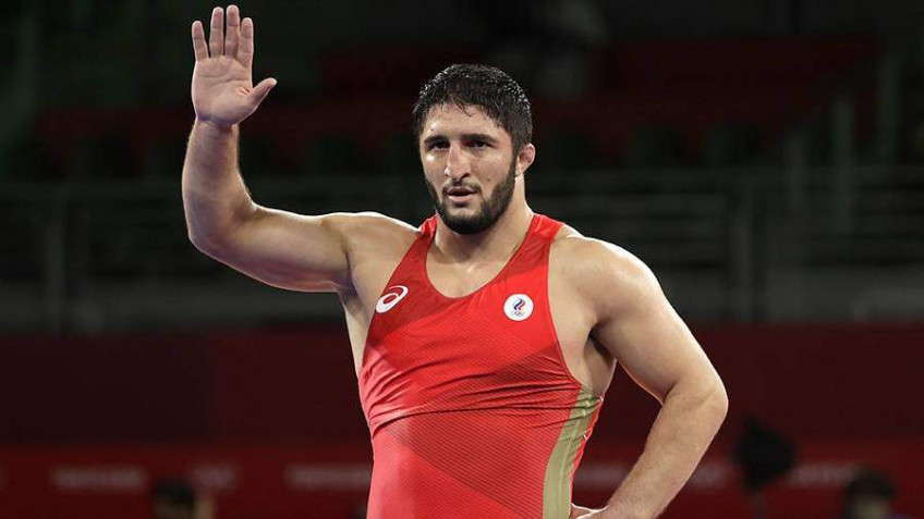 Олимпийский чемпион Садулаев подписал контракт с RAF