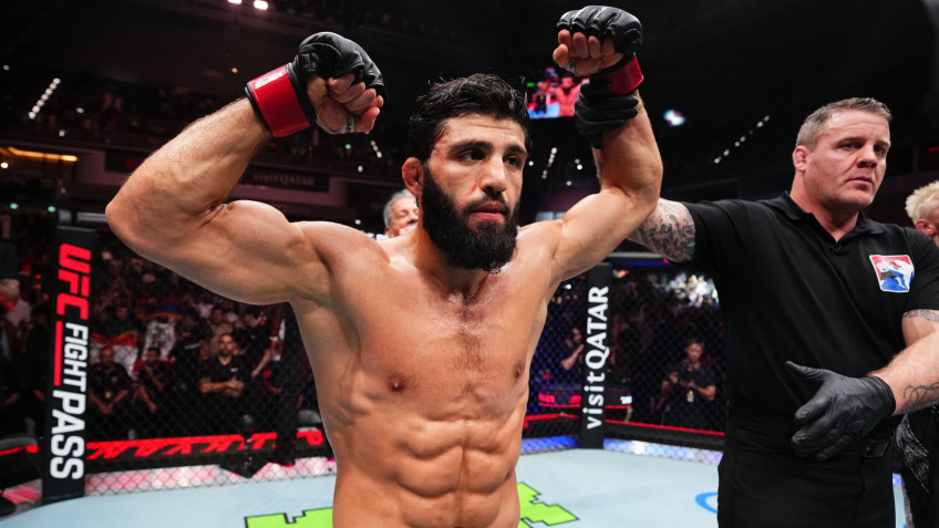 Экс-чемпион UFC считает, что Топурия выгоднее для UFC, чем Царукян