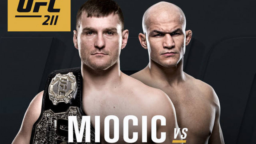 Прогнозы бойцов на бой Миочича с дос Сантосом