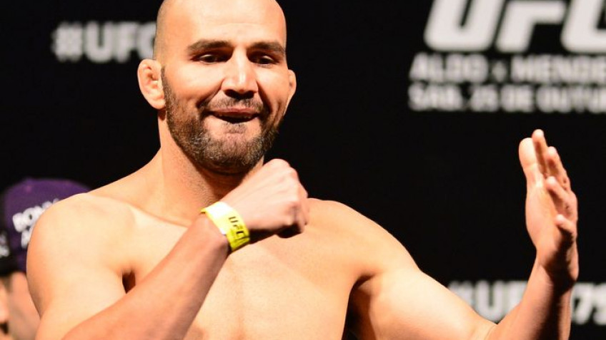 Гловер Тейшейра: Я верну чемпионский пояс в Бразилию