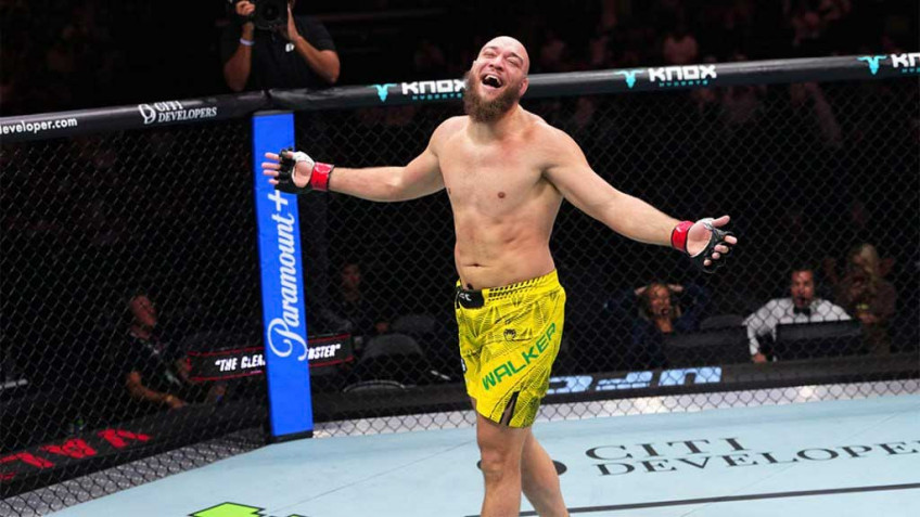 UFC Абу-Даби: Вальтер Уокер одержал пятую подряд досрочную победу в UFC