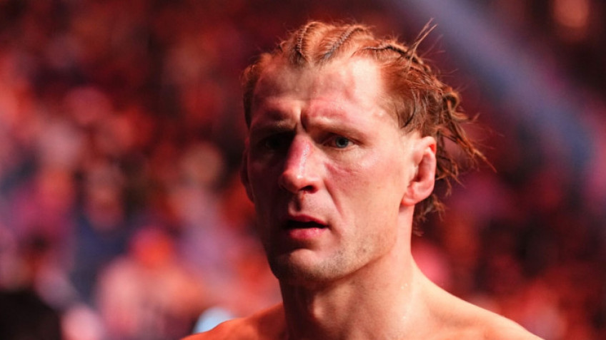 Александр Волков и Азамат Мурзаканов выступят на турнире в Абу-Даби 25 октября