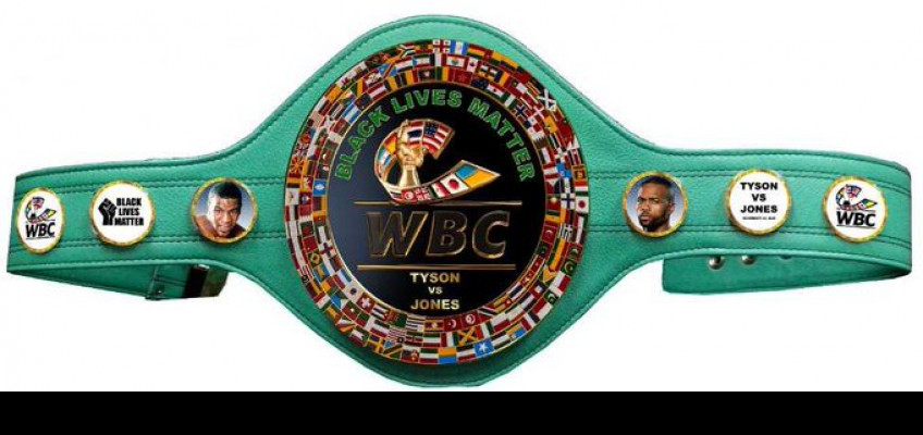 Кадр дня: Специальный пояс WBC для боя Майка Тайсона и Роя Джонса