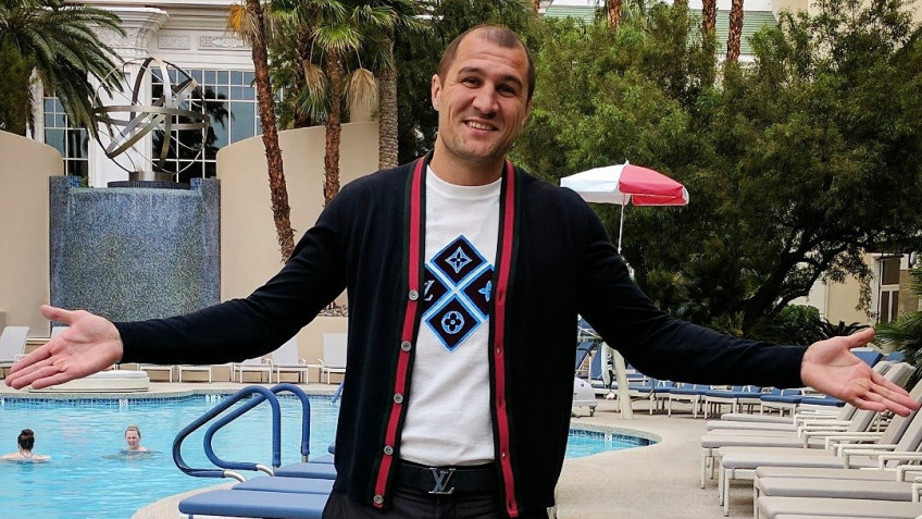 FSNews: Уорд сбежал от Ковалева, Майк Тайсон хвалит Джошуа