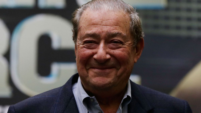 Арум: Оскар вызвал Дану Уайта на бой, а у того даже против меня нет шансов