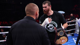 Бой Махмудова и Фьюри пройдет на стадионе в Лондоне