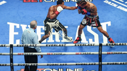 Девин Хейни победил Реджиса Прогрейса